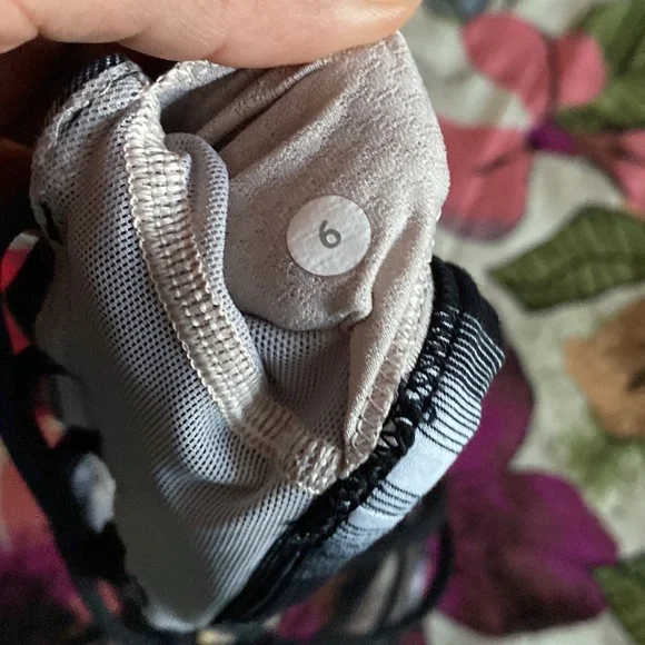 Lululemon Free To Be Wild Bra - Picture 6 of 6